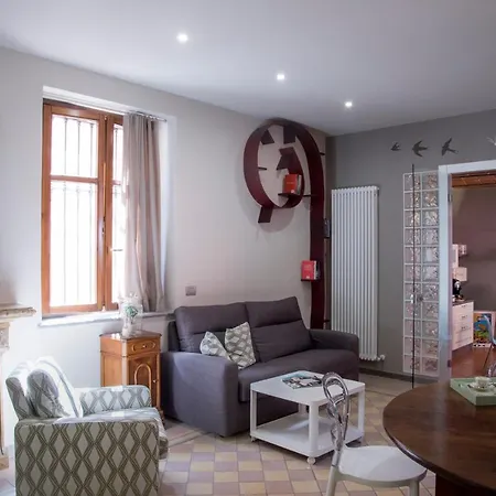 Vacanze / Holiday Flat Farfalle&rossobarbera Lägenhet Montegrosso dʼAsti