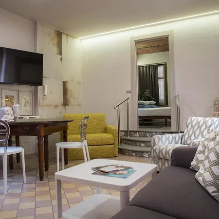 Vacanze / Holiday Flat Farfalle&rossobarbera Lägenhet